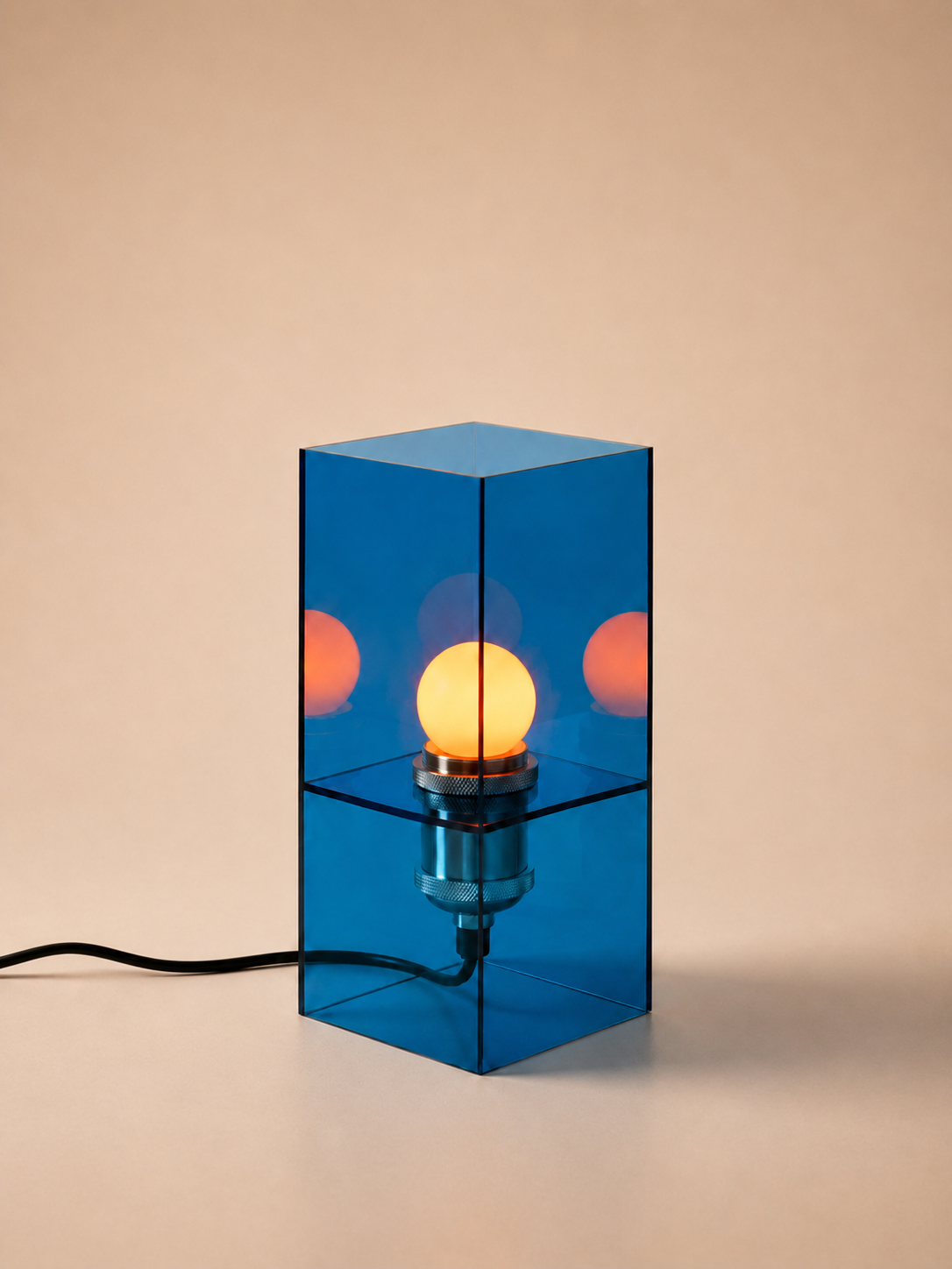 Acro Lamp